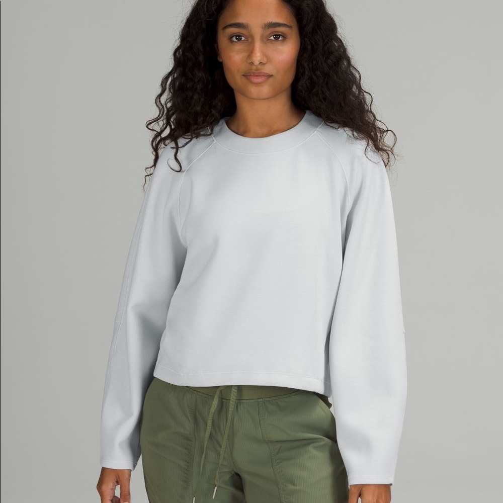 Lululemon Airwrap Crew Cropped Sweatshirt